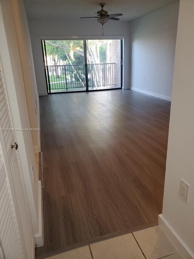 Foto del edificio - 8261 SW 128th St