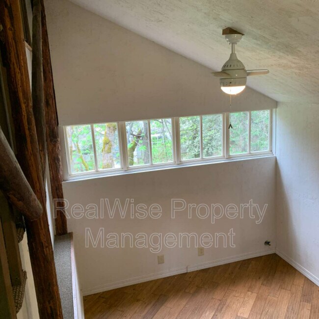 2451 W Jones Creek Rd, Grants Pass, OR 97526 House Rental in Grants