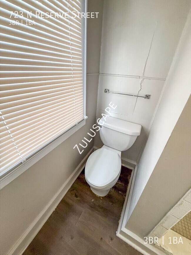 Foto del edificio - 723 N Reserve St