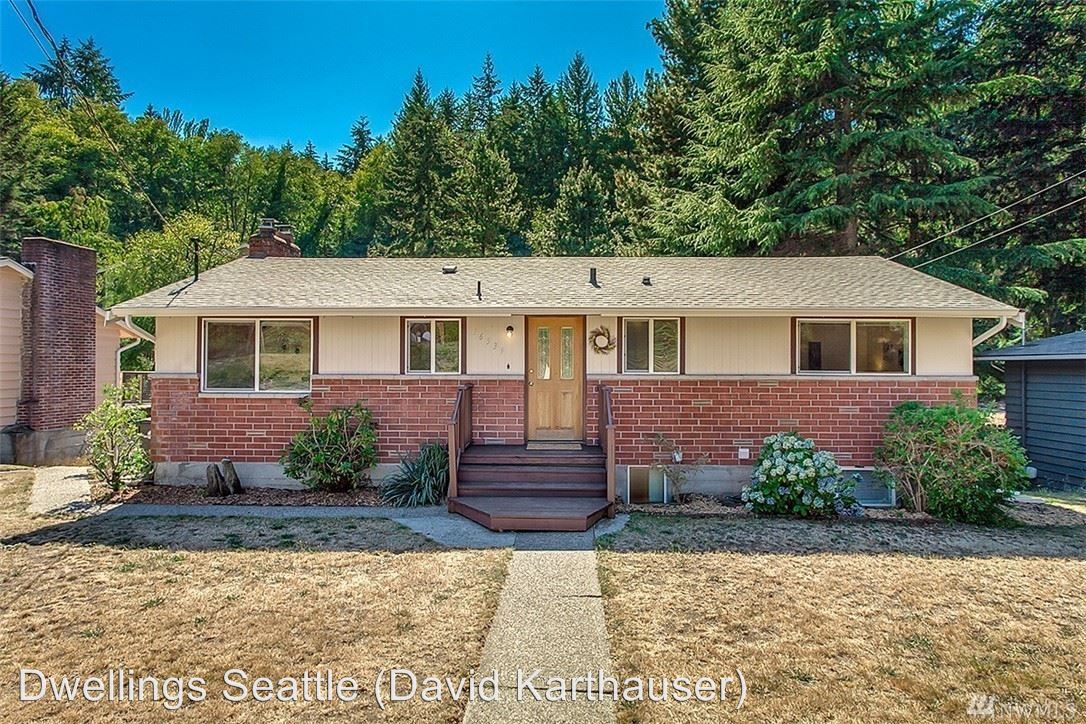 Foto principal - 16539 Carlyle Hall Rd N