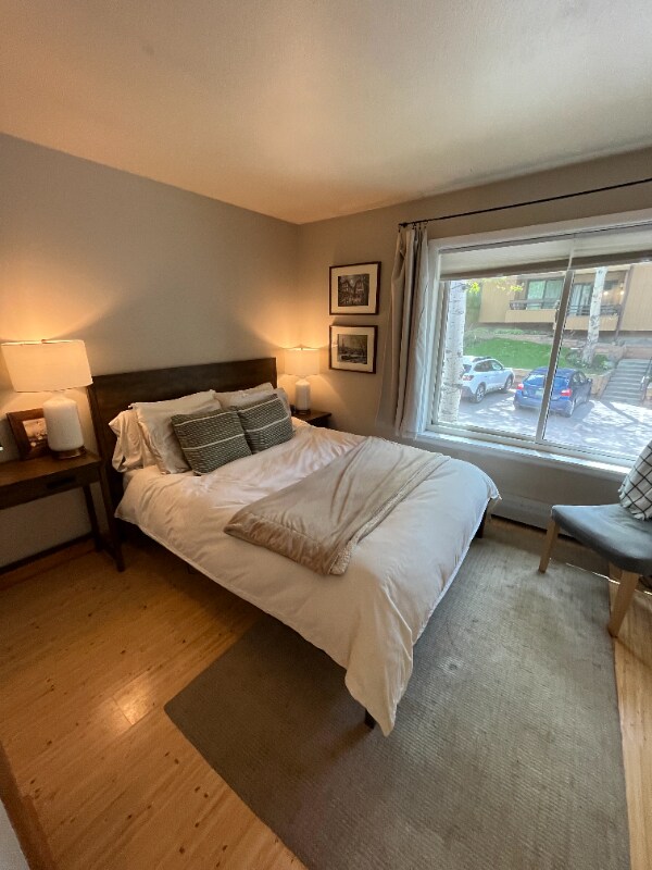 Foto del edificio - 35 Lower Woodbridge Rd