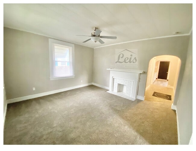 Building Photo - 441 Riverside Dr