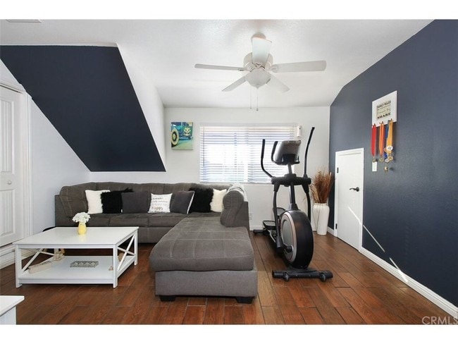 Building Photo - 2134 N Thomas St