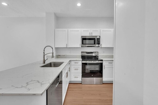 Foto del edificio - 4945 Fulton St