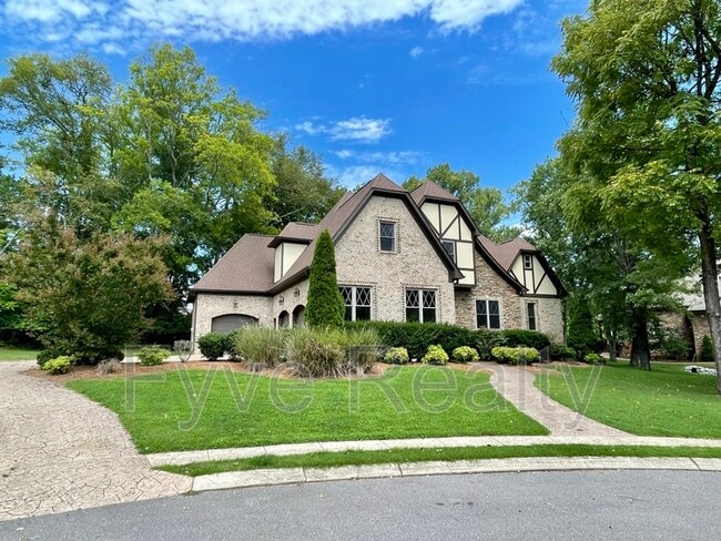 Foto del edificio - 2001 Lynnhaven Ct