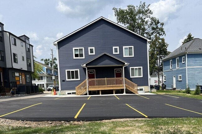 Parte trasera de la casa - 140 Hill St