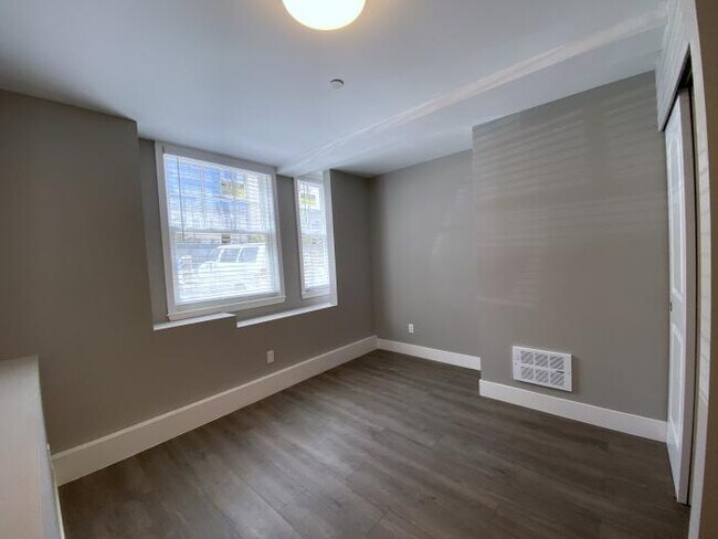 Building Photo - 1 bedroom in San Francisco CA 94108