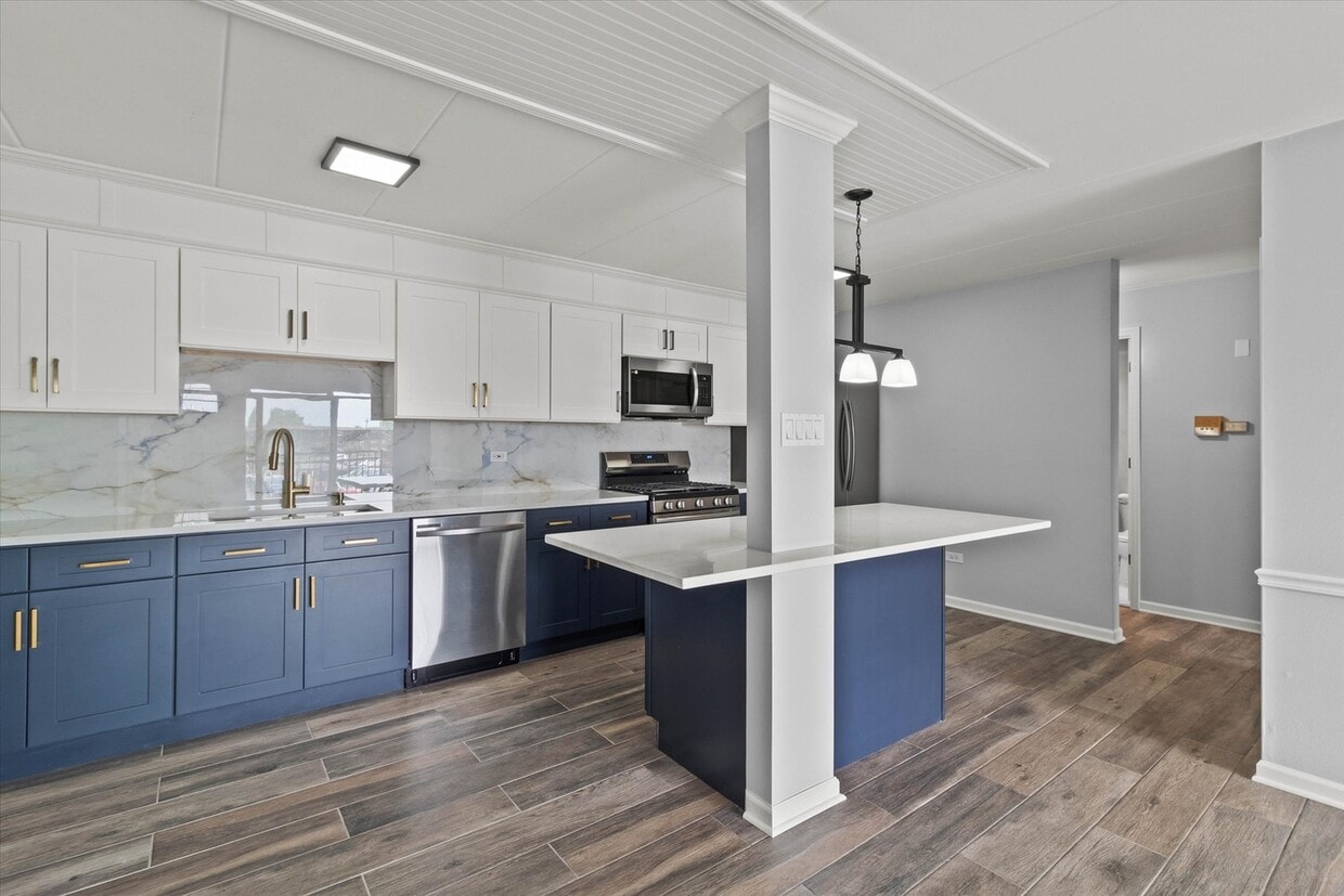 6430 Pamela Ln Unit 6, Chicago Ridge, IL 60415 Condo for Rent in