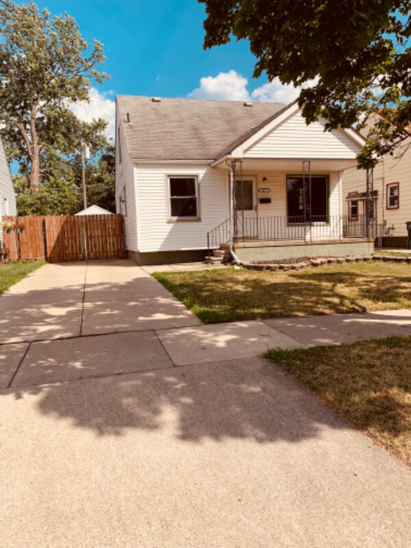 1577 Grant Ave, Lincoln Park, MI 48146 House Rental in Lincoln Park