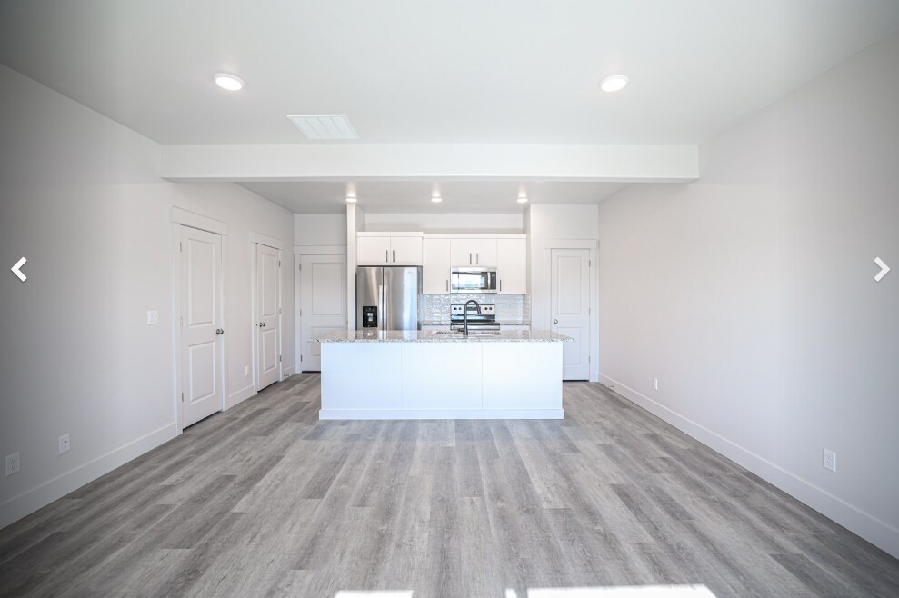 651 S 2400 W, Rexburg, ID 83440 Townhome Rentals in Rexburg ID