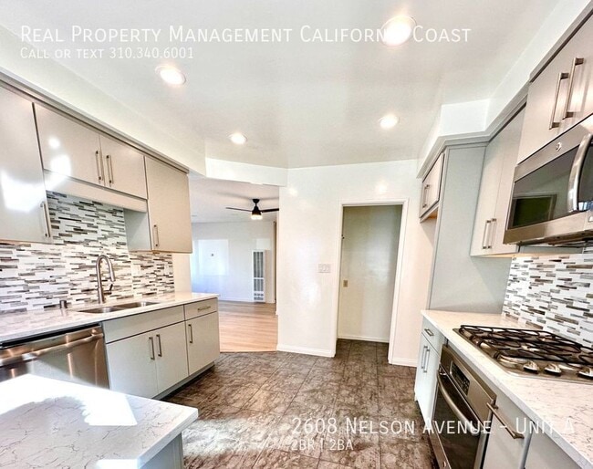 Building Photo - RENOVATED 2-Bed 2-Bath  Home In Redondo Beach