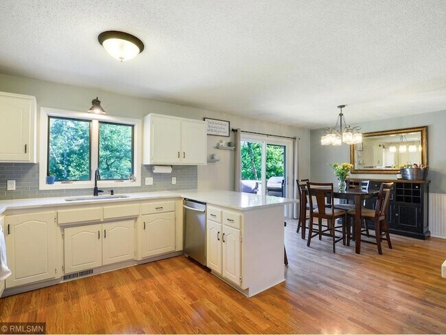 Foto del edificio - 11301 198th Ave NW