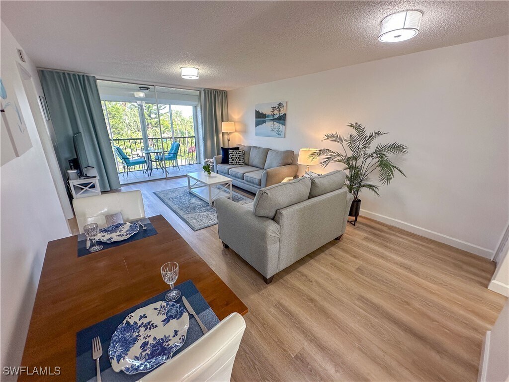 Foto principal - 4380 27th Ct SW