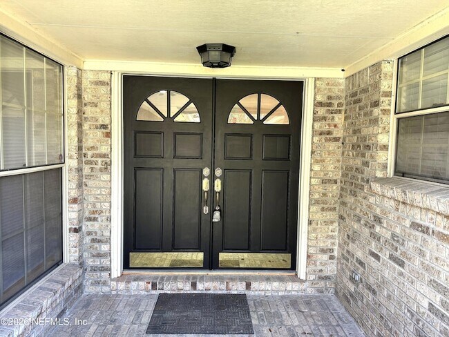 Building Photo - 2768 Pebbleridge Ct