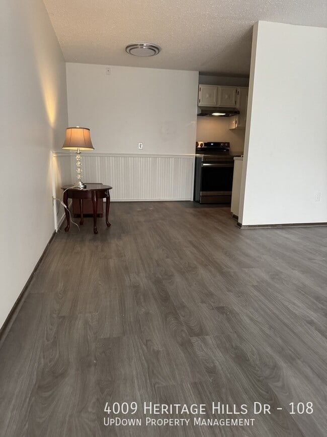 Foto del edificio - 4009 Heritage Hills Dr