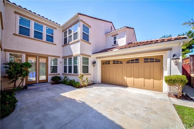 Building Photo - 6363 Huntington Dr
