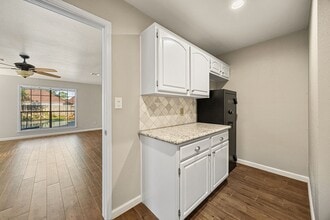 Building Photo - 15002 Havenridge Dr