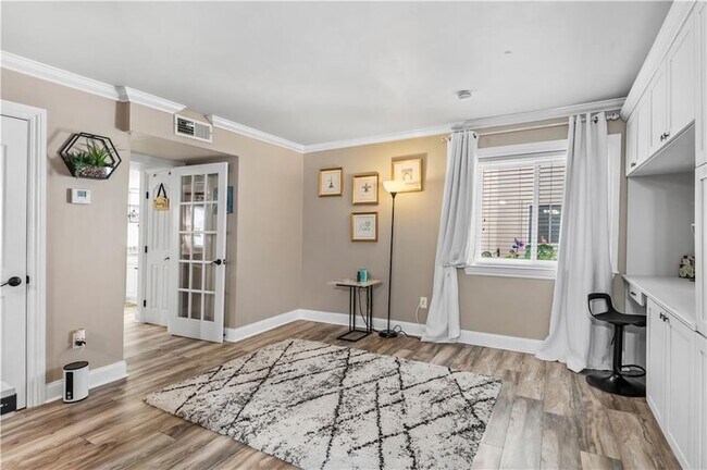 Foto del edificio - 500 Lake Marina Dr