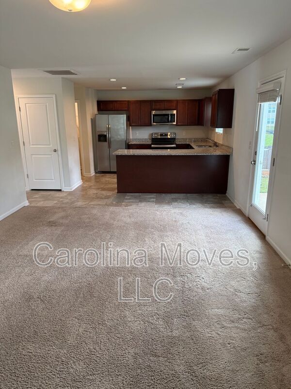Building Photo - 649 Millsgate Cir