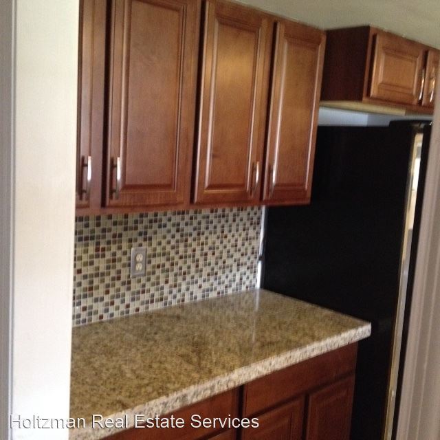 Building Photo - 3 br, 2 bath House - 1327 Forest Lake Drive
