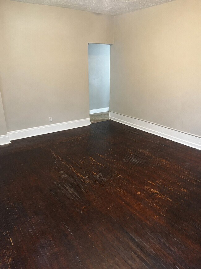 Foto del edificio - 2850 Shaffer Ave