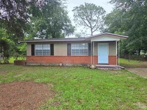 Building Photo - 6424 Dunbar Rd