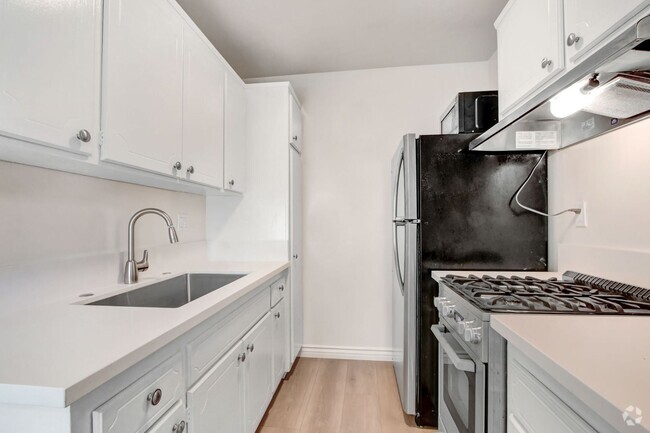 Building Photo - 1432 16th St