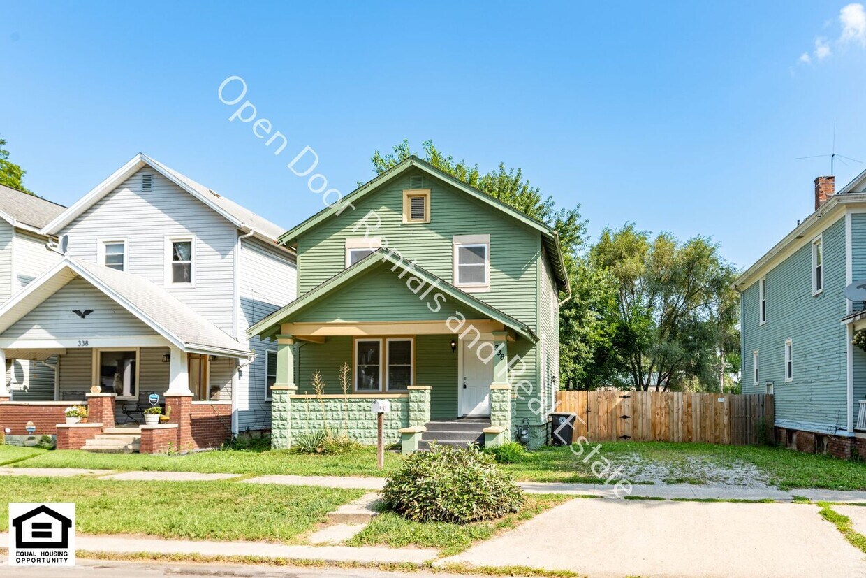 Foto principal - $500 off first months rent! 3 bedroom home...