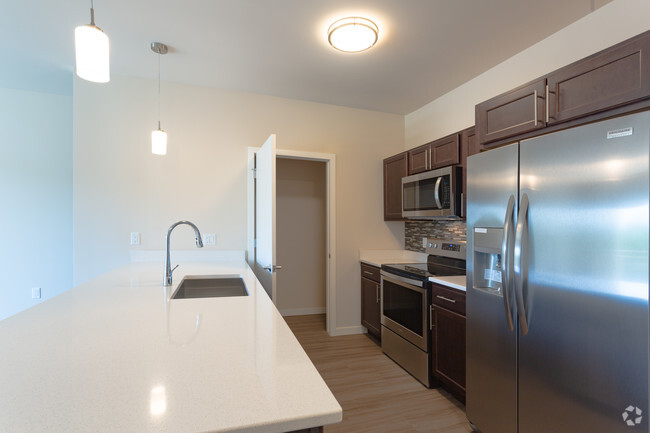 1BR, 1BA - 1A - Luxe Sheboygan Luxury Apartments