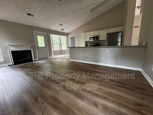 Foto del edificio - 3181 Kings Glen Dr