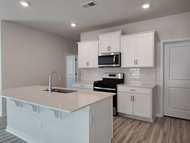 Foto del edificio - Beautiful home located in the Hamilton Woo...