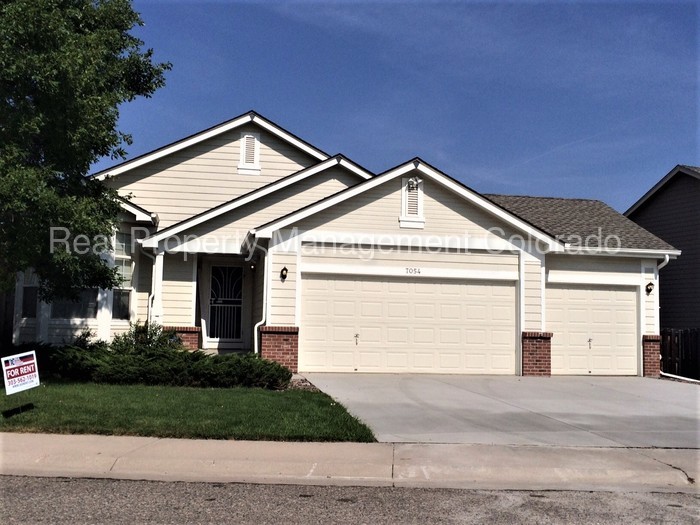 Primary Photo - 7054 Pike Ct