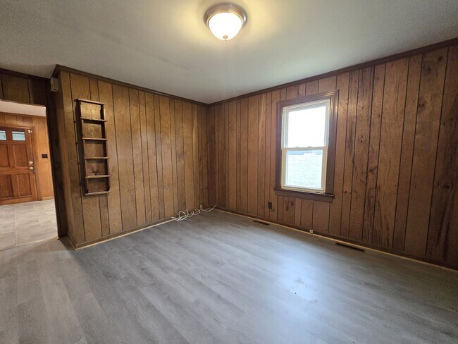 Building Photo - Peaceful Country Living in Sunbury, NC. an...