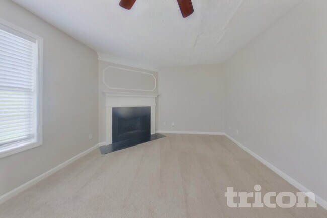 Foto del edificio - 3886 Ligney Creek Ct