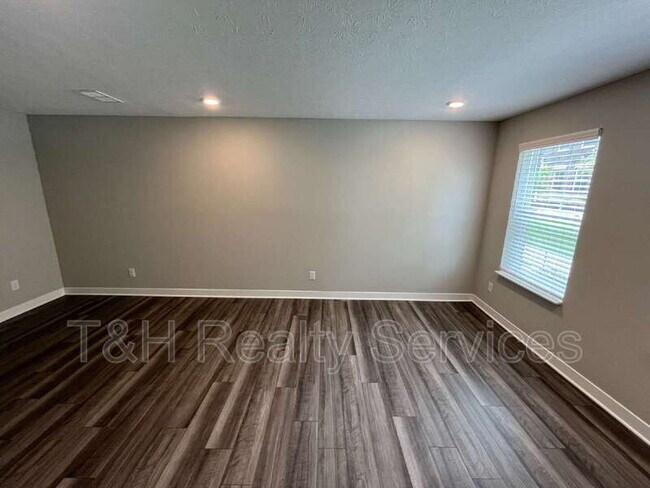 Building Photo - 13772 Janney Ln