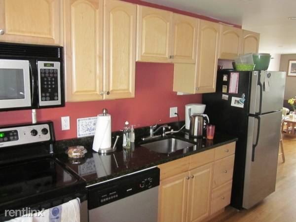 2 br, 1 bath - 300 Main St - 2 br, 1 bath  - 300 Main St