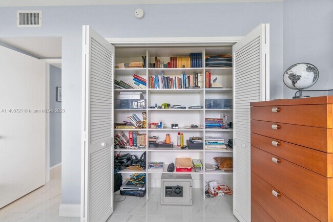 Foto del edificio - 3505 Oaks Way