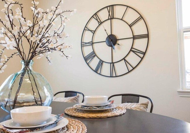 Foto del edificio - 8118 Sunberry Shadow Dr