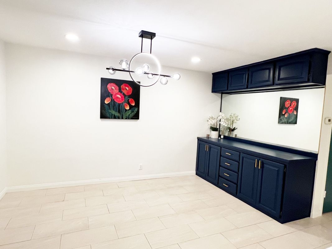 Foto principal - 4714 Larwin Ave