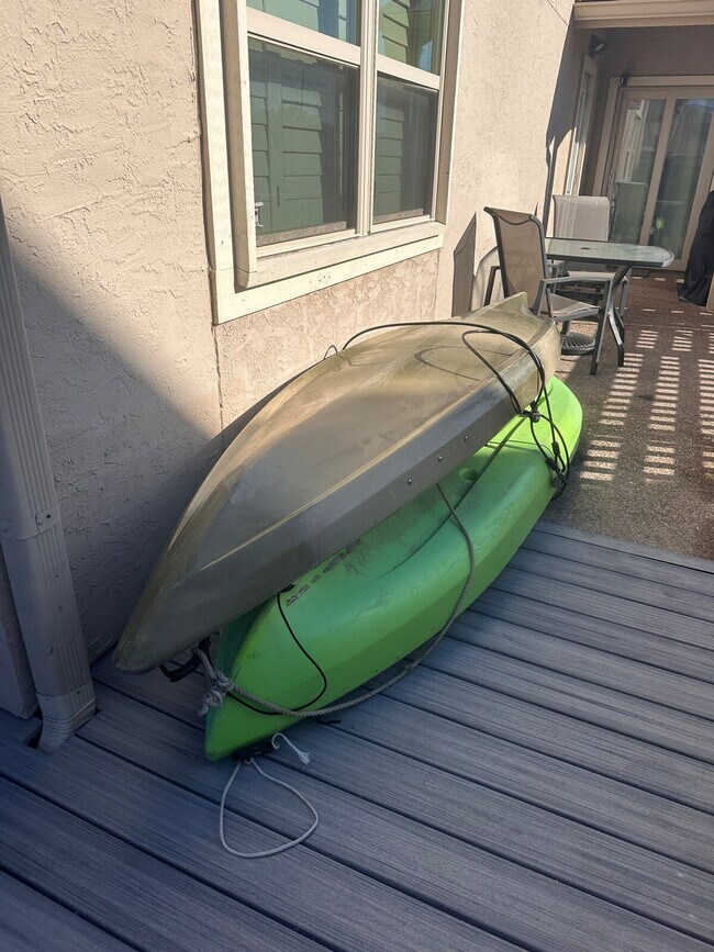 Foto del edificio - 1902 Bayhouse Dr