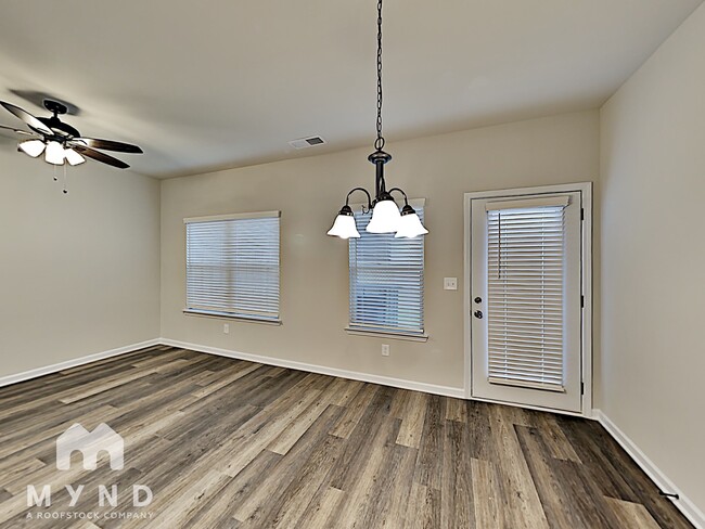 Building Photo - 6066 Oak Bend Ct
