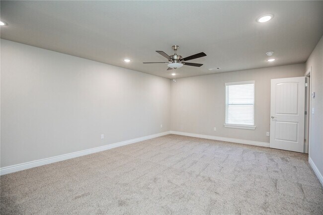 Foto del edificio - 6702 SW Basswood Ave