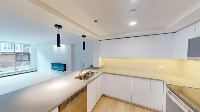 Photo du bâtiment - Bishop’s Landing