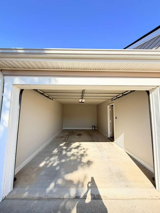 Building Photo - 7217 Curacas Dr