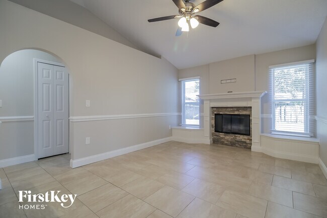 Foto del edificio - 6633 Emil Ave