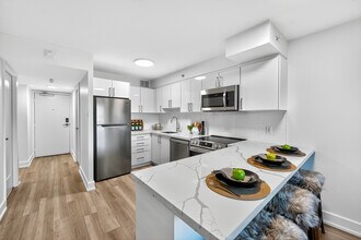 Building Photo - Elora