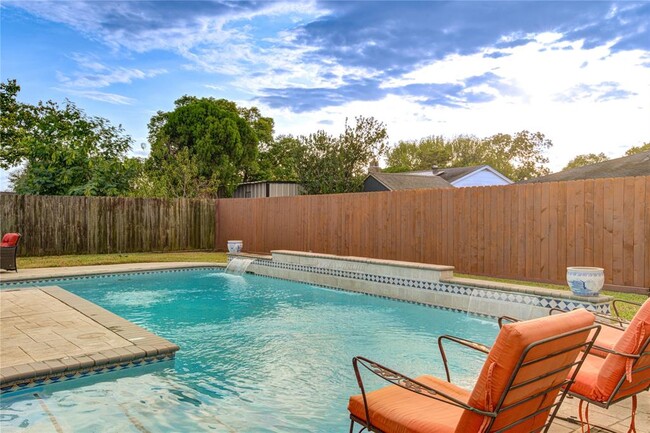 Foto del edificio - 6238 Weststar Ln