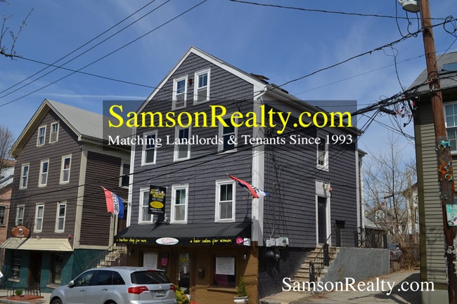 Building Photo - 330 Wickenden St