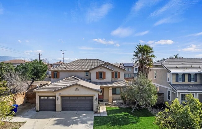 Building Photo - 6825 Tahoe Way