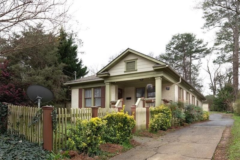 Primary Photo - 1081 Moreland Ave SE